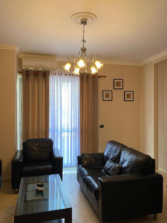 Cloud8 Apt With Castle View, 7Km From The Beach Lezhë エクステリア 写真