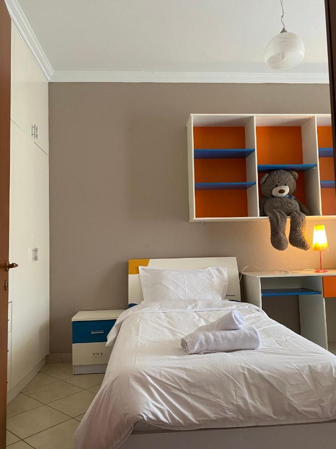 Cloud8 Apt With Castle View, 7Km From The Beach Lezhë エクステリア 写真